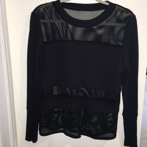 🧘‍♀️🧘🏾‍♀️🧘🏽‍♂️ALO  mesh YOGA shirt